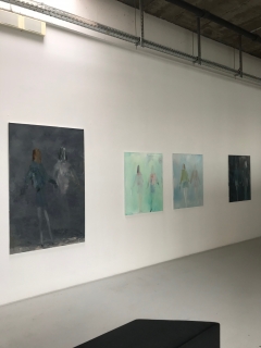 Osmar-Osten-Ausstellungsansicht-Am-Strand14